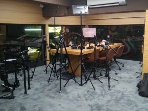 akustik ruang podcast room kfc nbc senopati jakarta - vproaudioindonesia