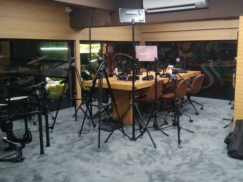 Akustik Ruang Podcast Room KFC NBC Senopati Jakarta